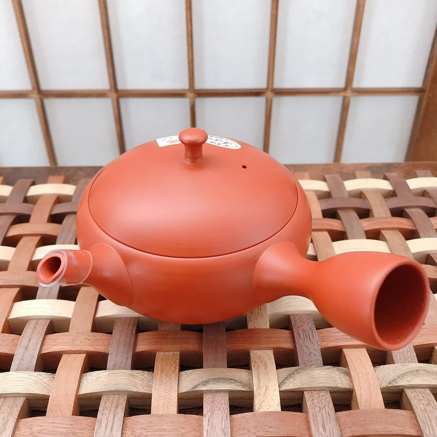 τσαγιέρα με φίλτρο