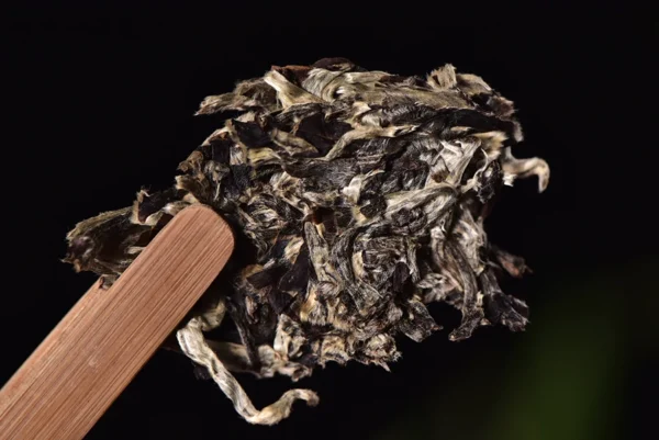 white tea mini cake