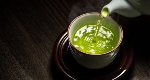 Read more about the article Το Πράσινο Τσάι καθαρίζει το έντερο, ξυπνά τον μεταβολισμό, και σε βοηθά να αδυνατήσεις.